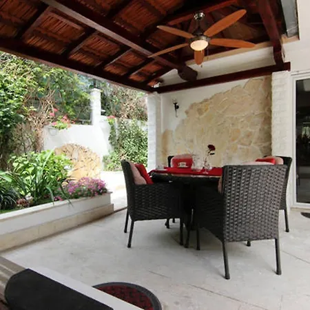 Duplex 3 With Garden And Garage Near To Appartement