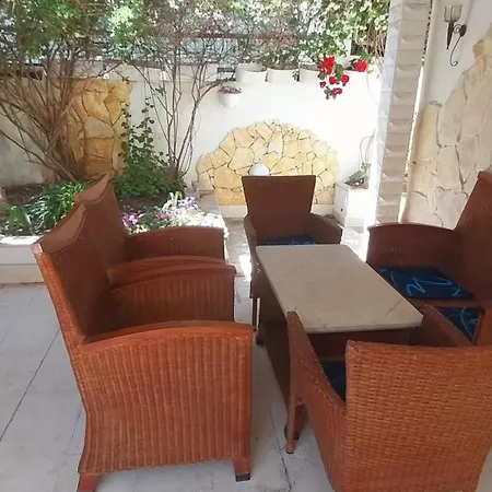 Duplex, 3 With Own Garden, To The 斯普利特