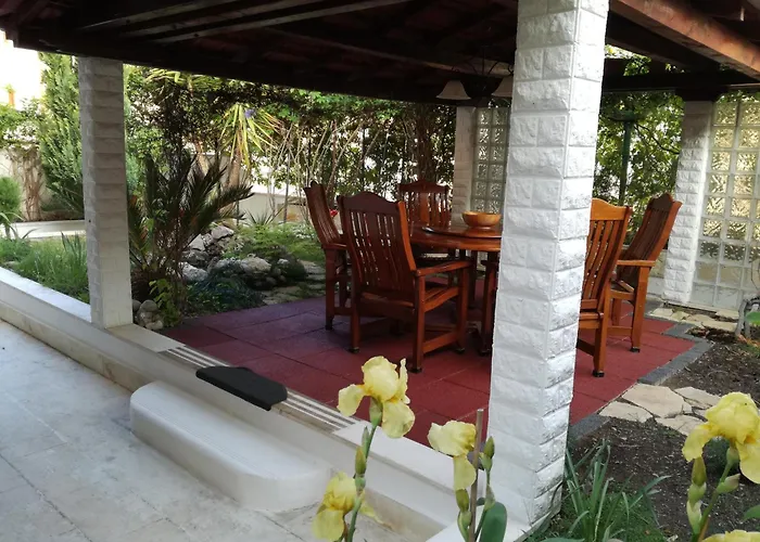 Apartment Duplex 3 With Garden And Garage Near To Split