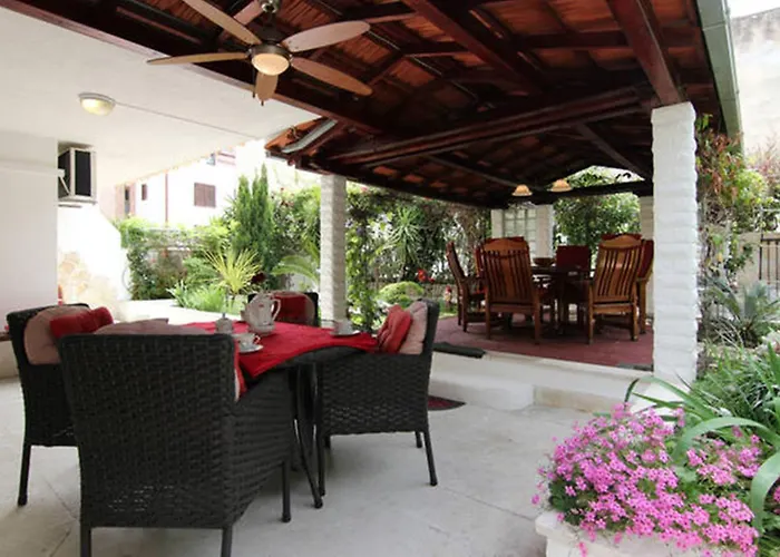 Duplex 3 With Garden And Garage Near To Apartment Split