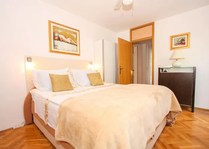 Duplex 3 With Garden And Garage Near To Apartment Split