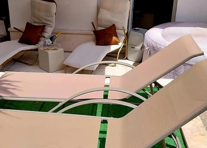 Apartment Duplex 3 With Garden And Garage Near To *