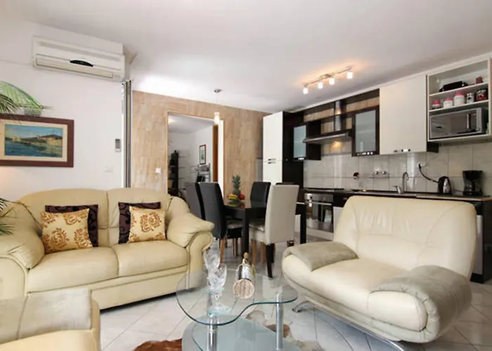 Apartment Duplex 3 With Garden And Garage Near To Split