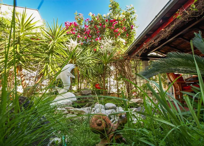 Duplex 3 With Garden And Garage Near To